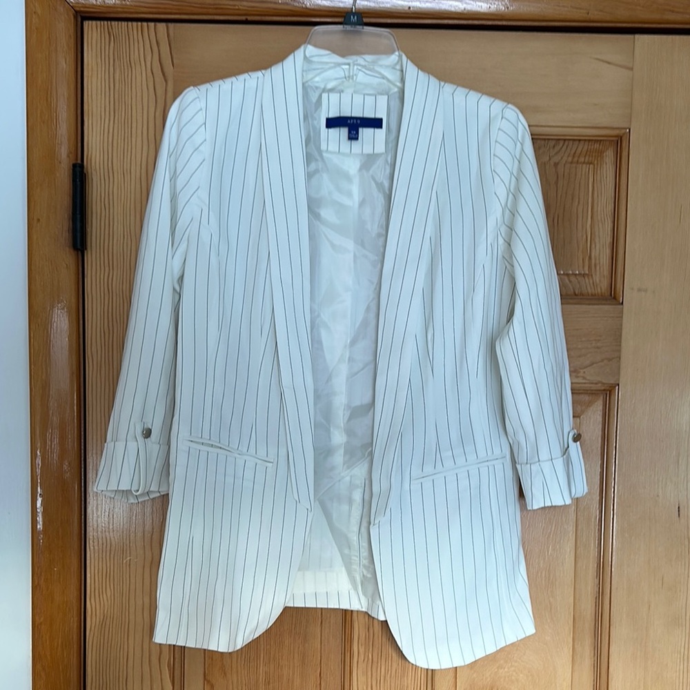 Women's White/Black Striped Blazer